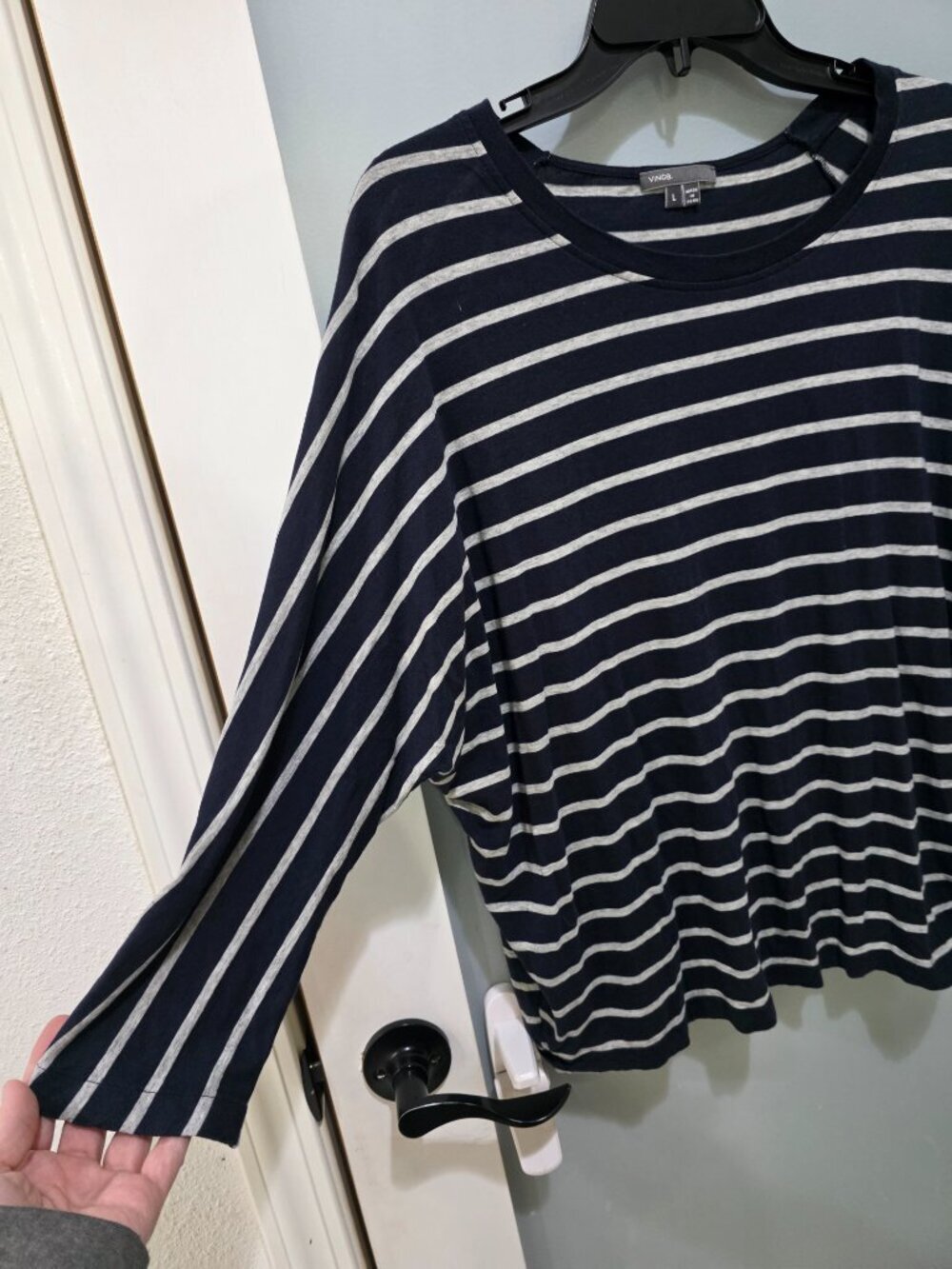 VINCE Striped 3/4 Sleeve Tee Navy Gray Soft Lightweight Knit Top Women’s Large - Picture 5 of 7